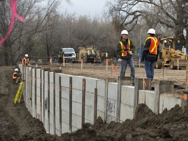 Work continues to mitigate a major land slump on Saskatchewan Crescent East, October 18, 2016.