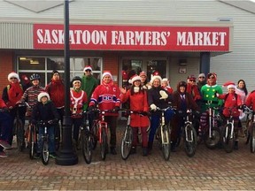 Participants of the 2015 Santa Cycle.