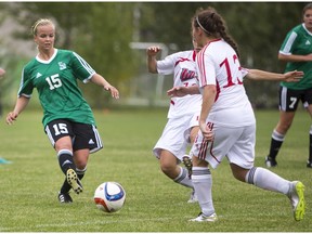 University of Saskatchewan Huskies midfielder Erica Hindmarsh led her team in scoring this year with 10 points and will look to add to that total against Victoria in Thursday's Canada West Select Six quarter-final match.