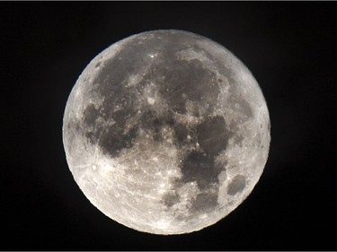 Supermoon over Saskatoon in the early hours, November 14, 2016.