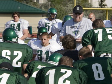 Brian Towriss has a team meeting during practice Sunday, August 23 , 2009. (Gord Waldner/ StarPhoenix)