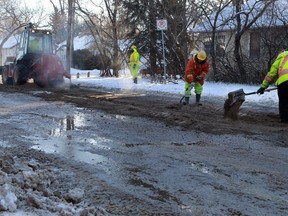 City of Saskatoon crews repair a water main break in this file photo from January 2017.