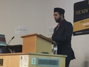 Tariq Azeem was the guest speaker at an event hosted by the Ahmadiyya Muslim Students' Association called Islam and the New World Order.
