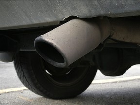 A City of Saskatoon report suggest a bylaw banning idling would be expensive and difficult to enforce. (Postmedia News)