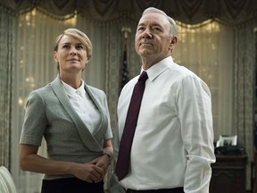 Robin Wright, Kevin Spacey in House of Cards.