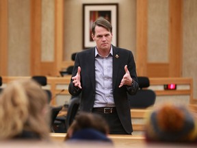 Mayor Charlie Clark speaks to grade 8 students in council chambers at City Hall in Saskatoon on December 7, 2017.