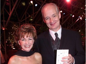 Debra McGrath and Colin Mochrie will be hosting the 2018 Silver Spoon Dinner taking place on May 7th.