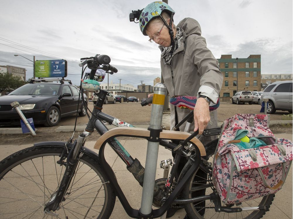 Saskatoon moves toward modernizing cycling rules The Star Phoenix