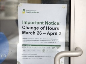 A sign on the door of the Dynacare clinic in Gardiner Park indicates the Regina lab is set to close Monday.