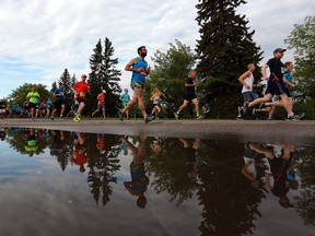 Saskatchewan Marathon runners start their race in Saskatoon, Sask. on May 27, 2018.