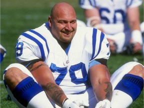 Tony Mandarich of the Indianapolis Colts does exercises prior to the game against the San Francisco 49ers at 3 Com Park in San Francisco, California on Oct. 18, 1998