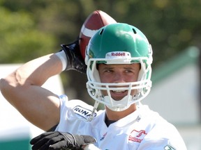 Slotback Andy Fantuz, who starred for the Saskatchewan Roughriders and Hamilton Tiger-Cats over his 12-year CFL career, announced his retirement from football on Thursday.