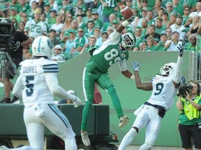 Duron Carter, shown making a one-handed touchdown catch for the Saskatchewan Roughriders in 2017, was released by the CFL team on Saturday.