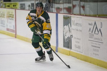 Humboldt Broncos forward Daunte Fortner moves the puck against the Estevan Bruins in Warman, SK on Tuesday, September 25, 2018. The Broncos, who are rebuilding their team after 16 people died in an April 6 bus crash beat the Estevan Bruins 6-2 Tuesday at the Legends Centre in Warman. Humboldt is now 3-2, as is Estevan. The SJHL wraps up its four-day series of games in Warman with two contests Wednesday: Nipawin against Notre Dame at 11 a.m., and Humboldt against Melville at 2 p.m.