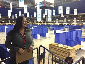Organizer Diane Boyko oversees the setup of the 44th annual Sundog Arts and Entertainment Fair on Thursday November 29, 2018 at the SaskTel Centre in Saskatoon. (Erin Petrow/ Saskatoon StarPhoenix)