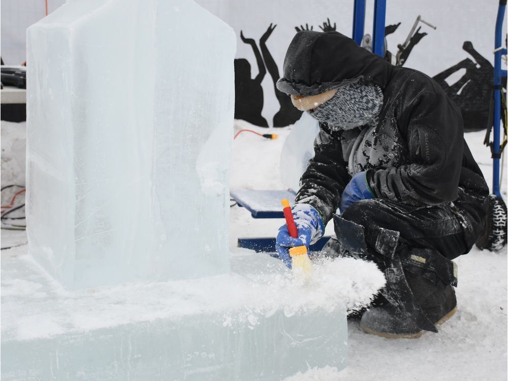 Making ice deals sculptures