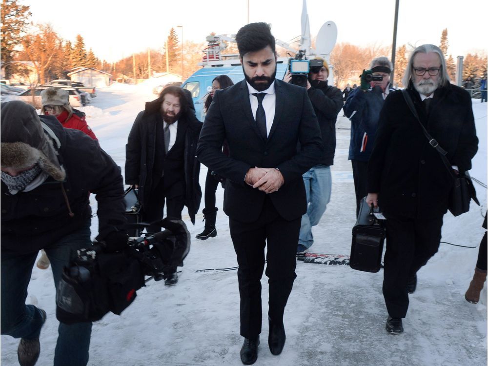 Canada: truck driver in hockey bus crash that killed 16 pleads guilty, Canada
