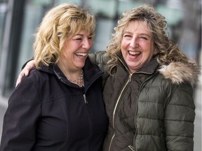 Bonnie Cockrum, left, and Deb Leisle formed a close friendship after Bonnie donated one of her kidneys to Deb in 2011. (MATT SMITH/THE STARPHOENIX)