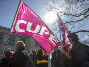 University of Saskatchewan support workers union, CUPE Local 1975, cheer during a rally at the bowl on the U of S campus in Saskatoon, Saskatchewan on March 19, 2019.
