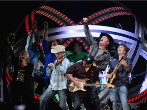 Garth Brooks performs at the Allstate Arena on Sept. 4, 2014 in Rosemont, Ill.