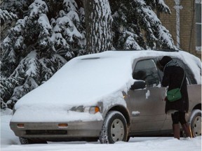 Fresh snow and winter conditions hit Saskatoon