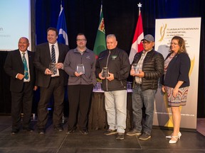 From left, Saskatchewan Urban Municipalities Association (SUMA) president Gordon Barnhart stands with 1st place Saskatchewan Municipal Award winners North Battleford Mayor Ryan Bater, Town of Battleford Councillor Kevin Russell, Chief of Little Pine First Nation Wayne Semaganis  and Saulteaux First Nation Councillor Ricky Moccasin. On the end is Saskatchewan Minister Responsible for First Nations, Métis and Northern Affairs Lori Carr. The awards were presented during the SUMA conference held at the Queensbury Convention Centre at Evraz Place in Regina, Saskatchewan on Feb. 4, 2020. BRANDON HARDER/ Regina Leader-Post