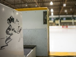 The U of S Dogs pulled out a 3-2 win over the University of Regina Cougars on Friday.