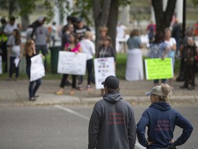 An anti-mask rally near the Vimy Memorial at Kiwanis Park in Saskatoon on Sept. 19.