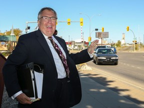 Mayoral candidate Don Atchison says he can negotiate with CP to get its main line out of Saskatoon.