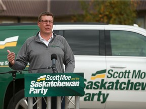 Saskatchewan Party leader Scott Moe unveils his campaign tour vehicle at the joint campaign office of Lisa Lambert and Daryl Cooper. Photo taken in Saskatoon, SK on Monday, September 28, 2020.