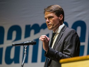 Clark dit que la ville est dans un