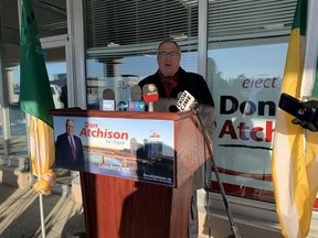 Saskatoon mayoral candidate Don Atchison criticizes city hall's response to the weekend snowstorm during a news conference at his campaign office on Eighth Street on Thursdsay, Nov. 12, 2020. (Phil Tank/Saskatoon StarPhoenix)