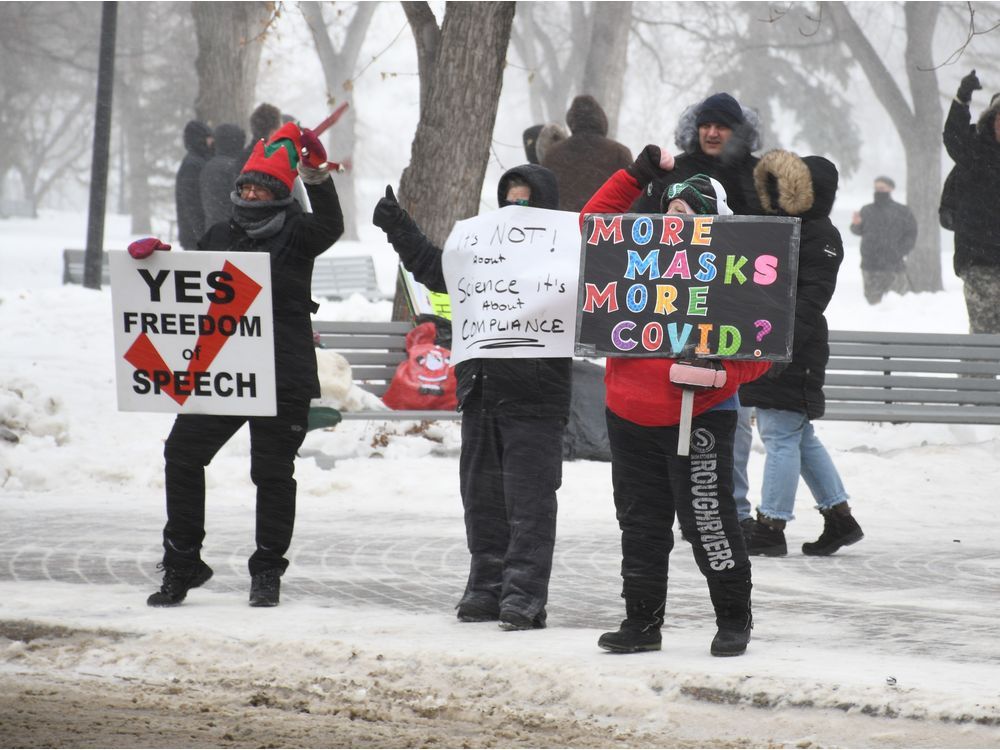  more than 100 people gathered in saskatoon’s kiwanis park on saturday, dec. 19 for a “freedom rally” protesting against various restrictions put in place to combat the spread of covid-19, including public health orders around wearing masks and limiting gathering sizes.