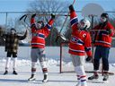 SASKATOON, SK-- 27 janvier 2021 - 0128 you outdoor Theatre - Sum Theatre et La Troupe du Jour présentent en avant-première leur prochain spectacle The Hockey Sweater, une comédie musicale sur glace, à la patinoire de l'école Victoria.  Photo prise à Saskatoon le samedi 27 janvier 2021.