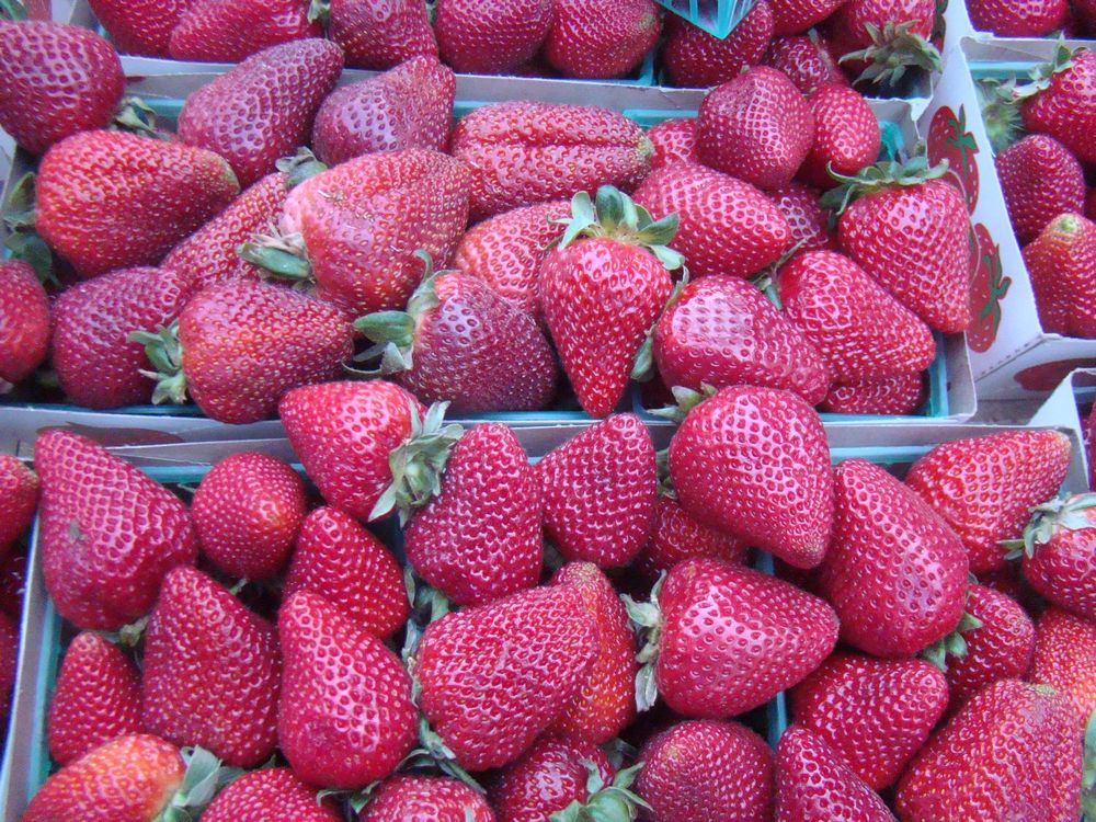 How to clean strawberries to avoid hepatitis A?