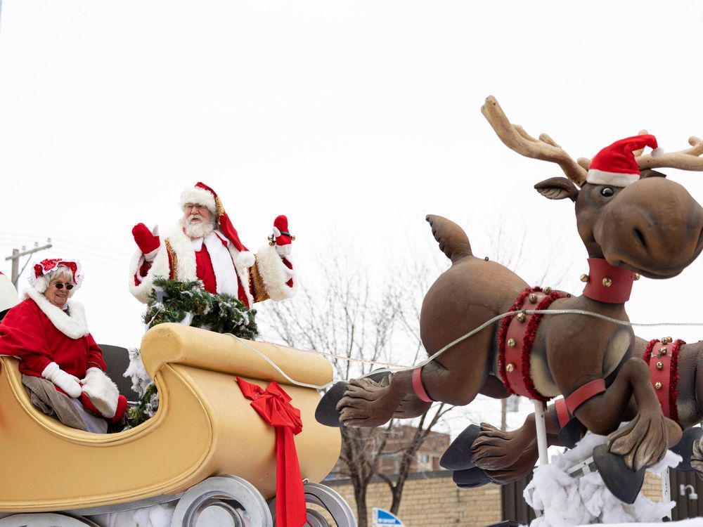 Photo gallery: Santa Claus parade returns to city streets | The Star ...