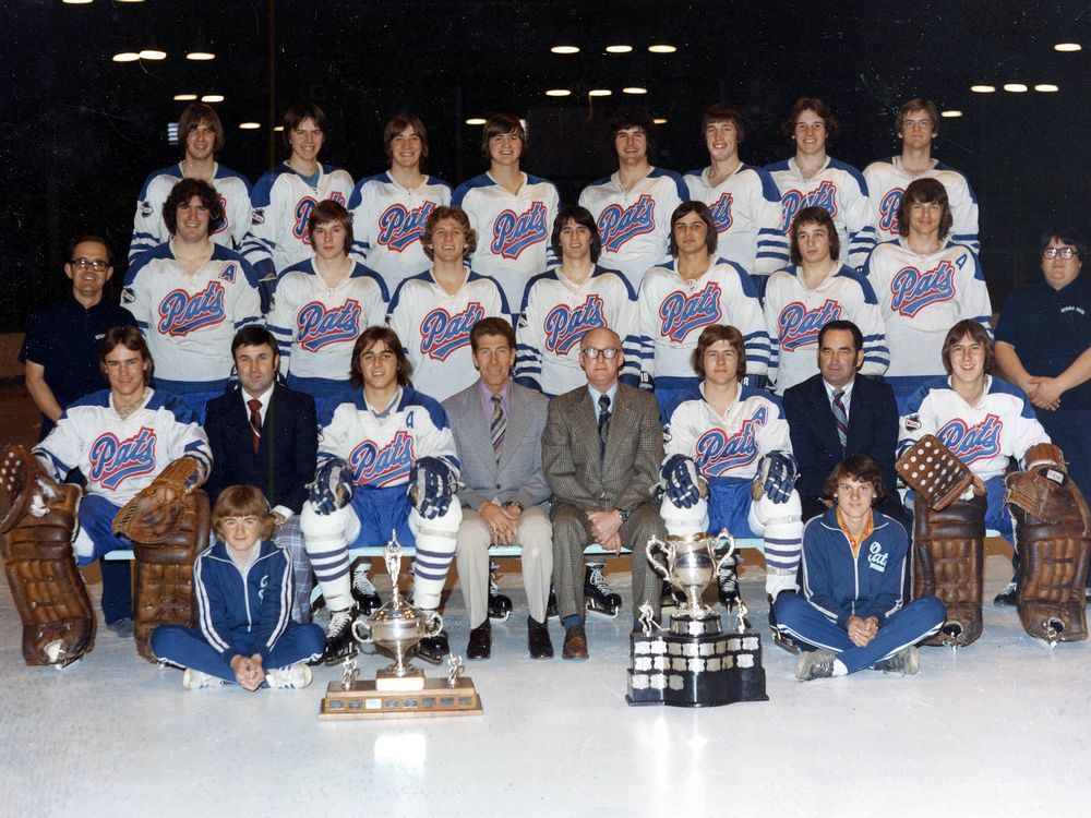 Ed Staniowski (front row, far left) and Clark Gillies (second row, second from left) were teammates on the 1973-74 Regina Pats — Memorial Cup champions.