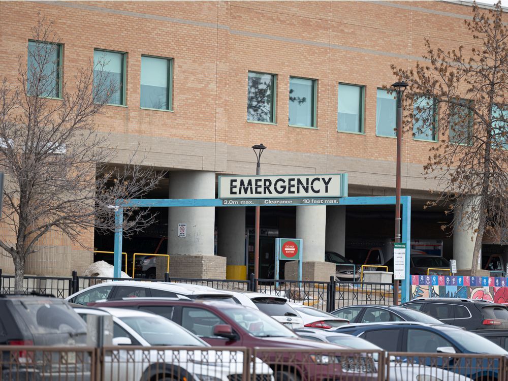 La police enquête après qu’un homme s’est rendu à l’hôpital avec une blessure par balle