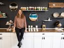 Kristy Rempel van CountertopArt, dat verkopers uit Saskatoon and the Prairies samenbrengt in een collectief dat zich richt op handgemaakte producten voor de keuken, het bad en het huis. 