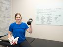 Myranda Reimer is een fysiotherapeut voor de gezondheid van vrouwen in Saskatoon met een gespecialiseerde focus op bekkenzorg.