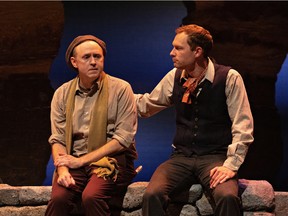 Skye Brandon (À Gauche) Et Nathan Howe Dans Une Scène De Stones In His Pockets, Au Persephone Theatre Jusqu'Au 2 Octobre 2022.