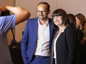 Outgoing leader of the Saskatchewan NDP Ryan Meili, left, poses for a photo with newly elected leader Carla Beck at the leadership convention at the Delta Hotel on Sunday, June 26, 2022 in Regina.
TROY FLEECE / Regina Leader-Post