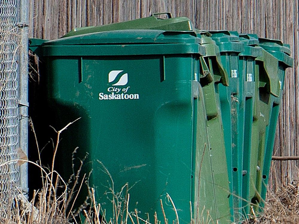 City Announces Alternate Site For Green Bin Waste North Of Saskatoon   Greengarbagebins 96270235 