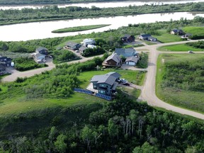 At Sarilia Country Estates, residents enjoy stunning river vistas, winding nature trails and gorgeous prairie sunsets, while living in close proximity to city amenities. Photo: T Squared