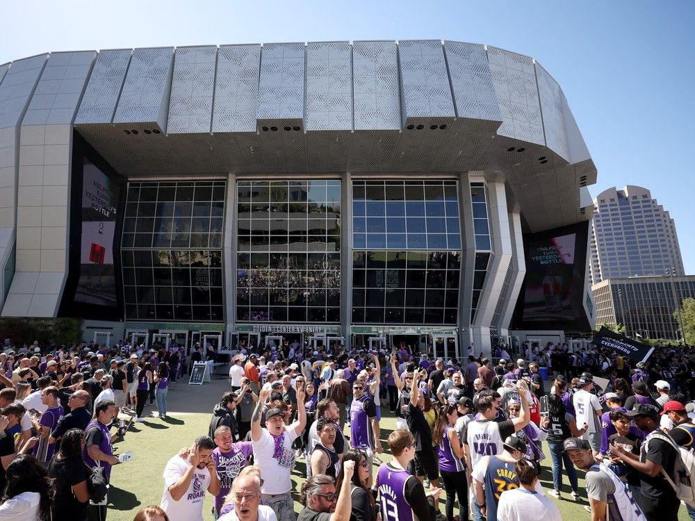 A dream come true': Sacramento Kings fans celebrate as playoff