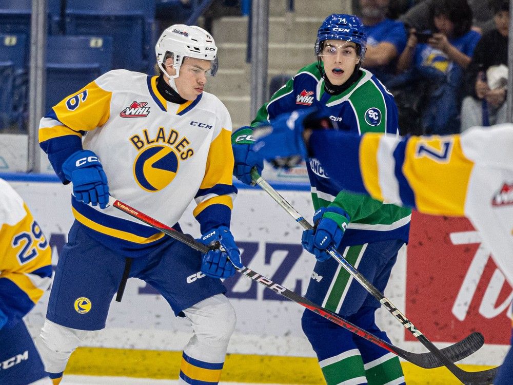 Saskatoon Blades stickhandling south of the border The Star Phoenix
