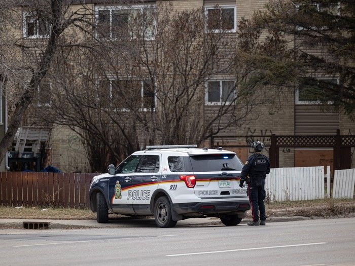 Lengthy Standoff With Police In Saskatoon Leads To Man’s Arrest | The ...