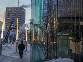 REGINA, SASK : January 6, 2022-- A pedestrian walks downtown during a cold weather warning on Thursday, January 6, 2022 in Regina. KAYLE NEIS / Regina Leader-Post
