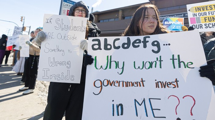 Students staging walkout, protest in support of Saskatchewan teachers