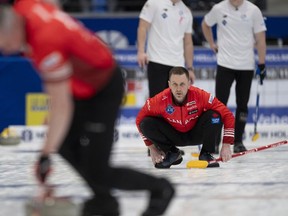 Canadian skip Brad Gushue lost a fourth men's world curling championship.